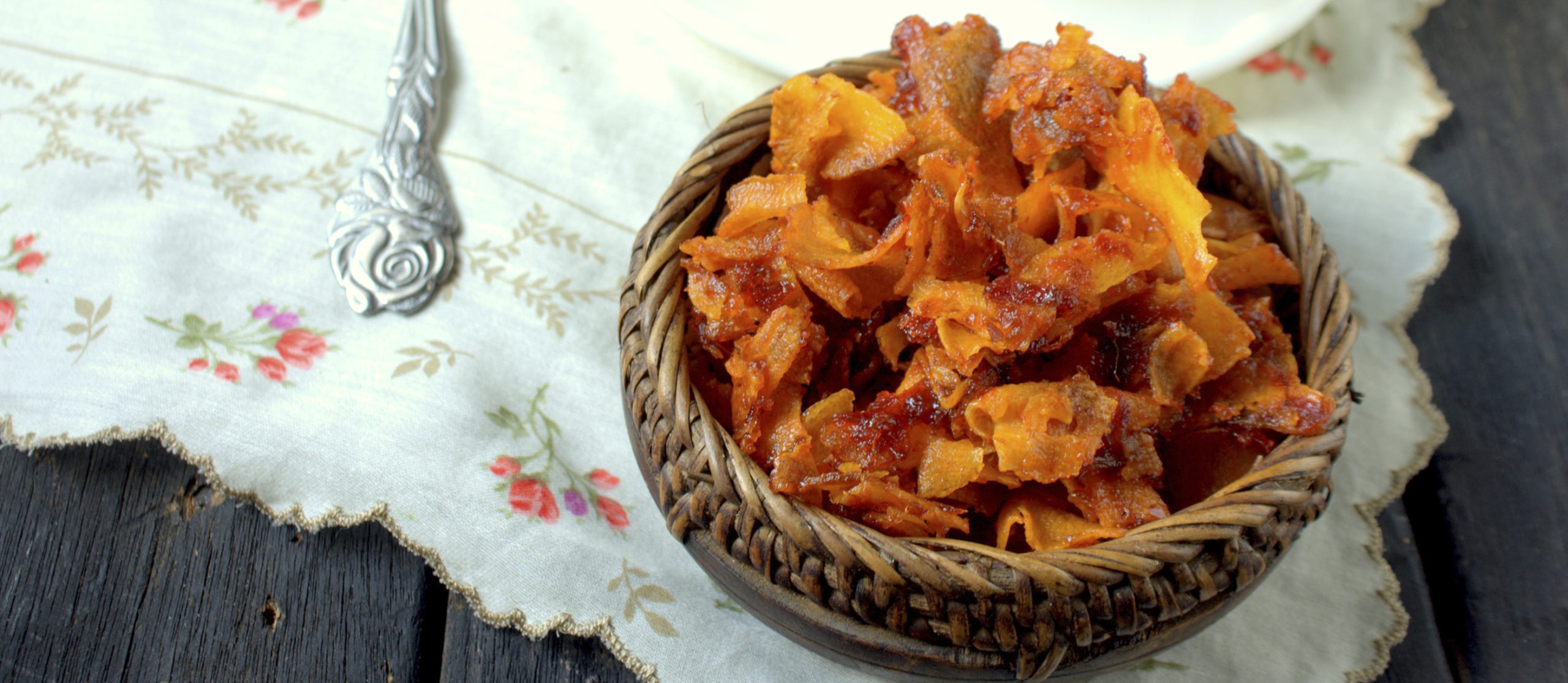 keripik pedas paling menantang