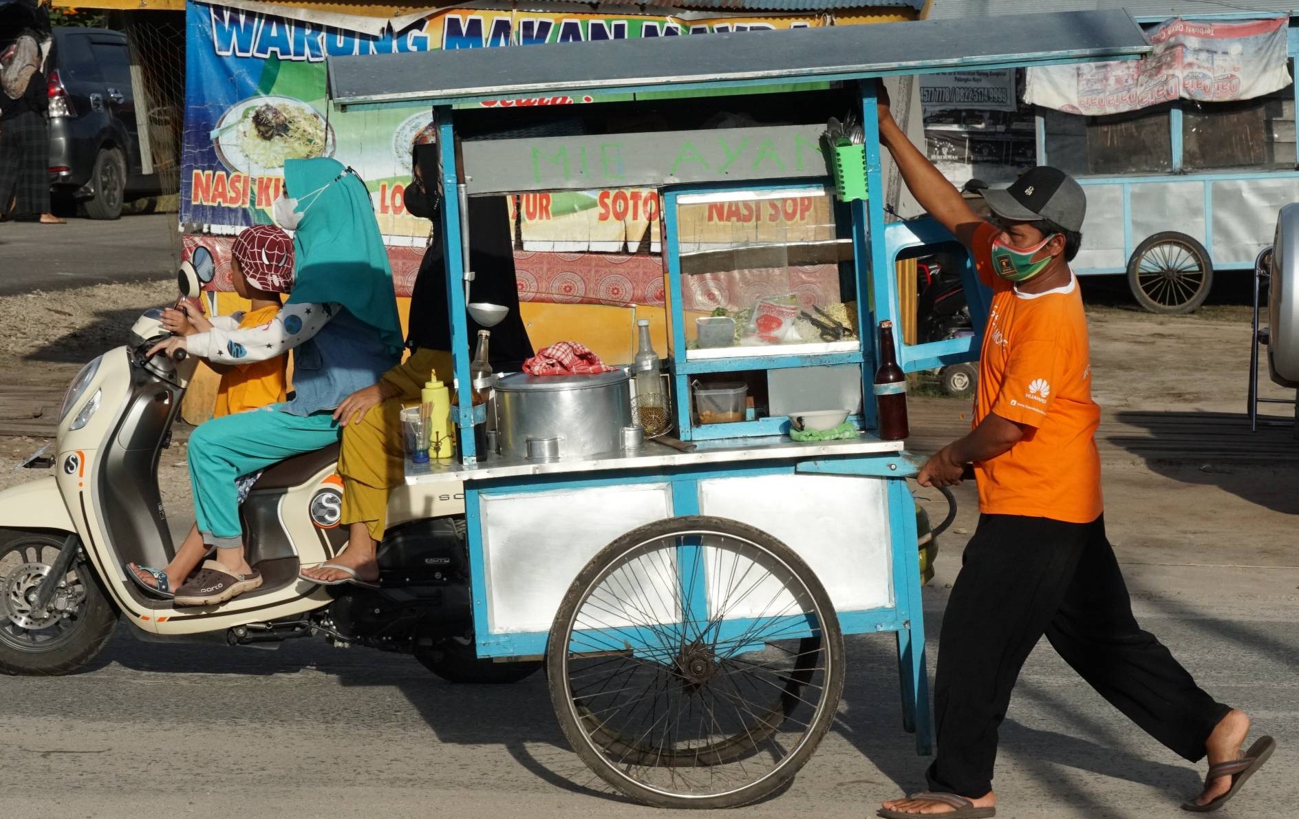 strategi usaha bakso keliling sukses