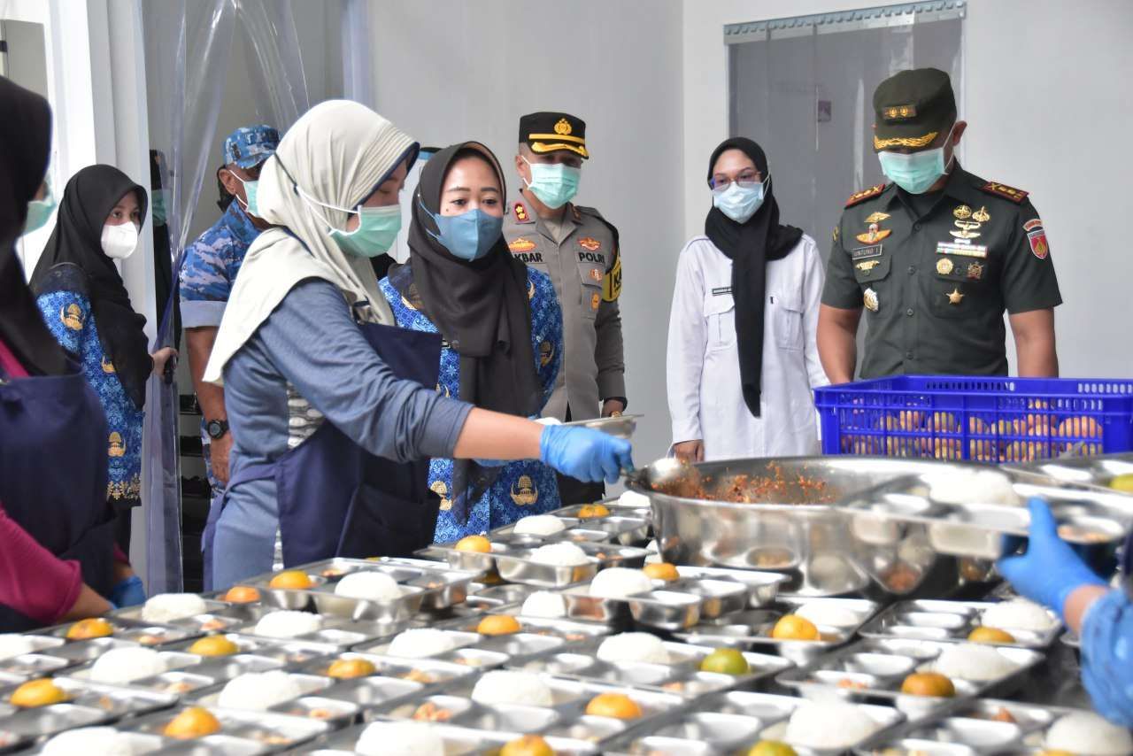 Manajemen Tenaga Kerja Dapur Makan Gratis untuk Operasional